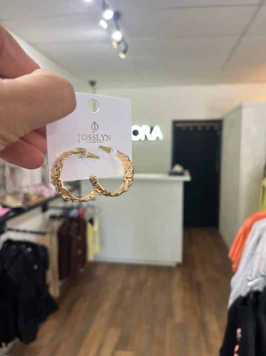 Ribbed Hoop